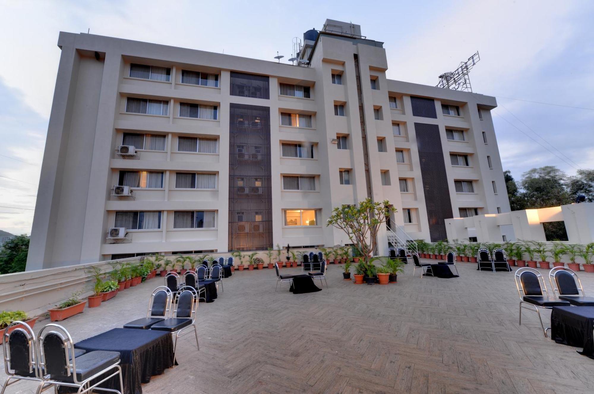 The Fern Residency, Vadgaon - Talegaon, Pune Eksteriør bilde