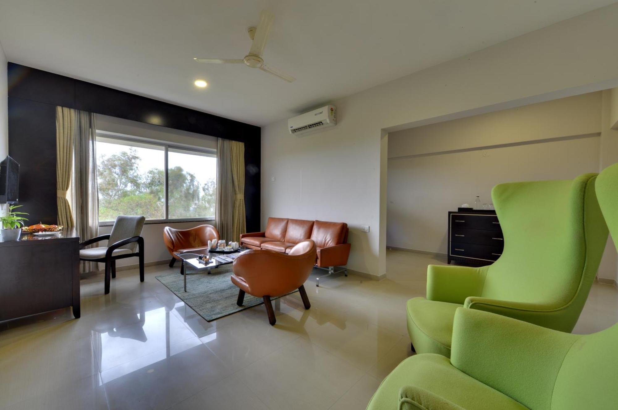 The Fern Residency, Vadgaon - Talegaon, Pune Eksteriør bilde